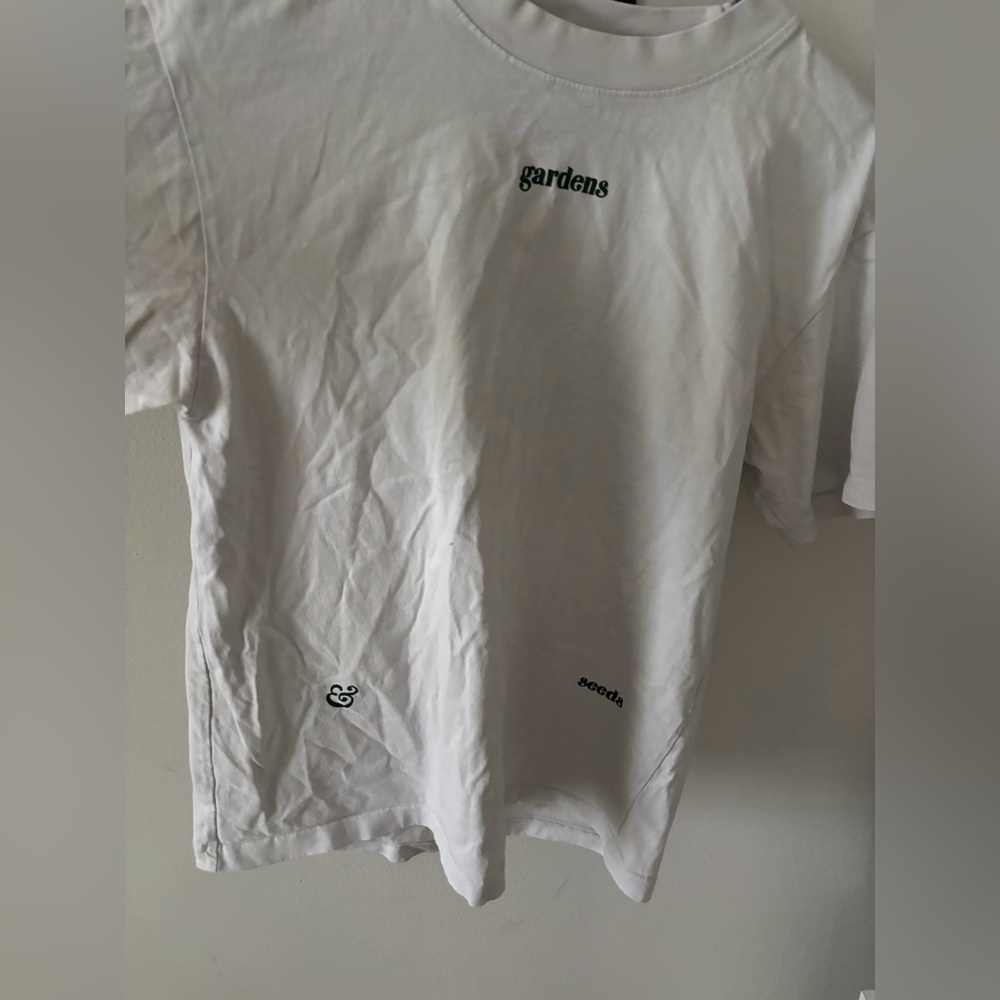 gardens & seeds white graphic tee